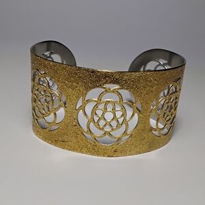 Vintage Gold Tone Cuff Bracelet Celtic Clover Design